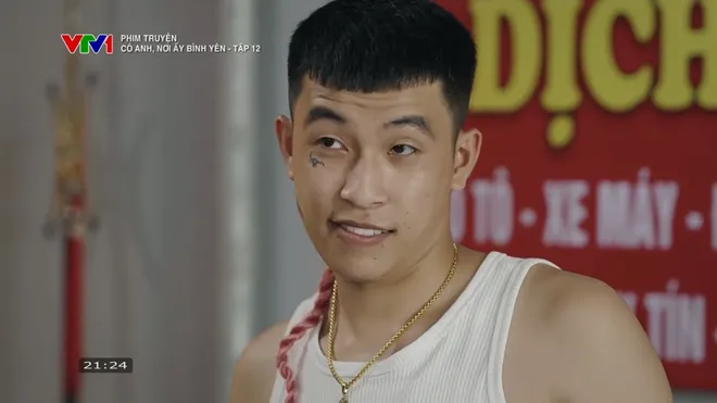 Có anh, nơi ấy bình yên tập 12: Mẹ Huy hoảng hồn vì nhà bị người ta ném đá- Ảnh 15.