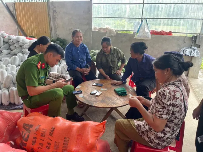 Thái Nguyên: "Bình dân học vụ số" lan tỏa sâu rộng đến mỗi người dân - Ảnh 5.