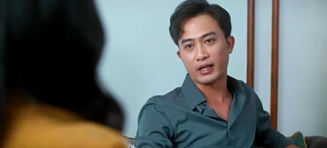 Gió ngang khoảng trời xanh - Tập 6: Đúng lúc bất hòa với chồng vì có bầu, Lam va phải "phi công"- Ảnh 10.