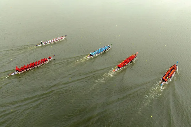 TP Hồ Chí Minh để lại nhiều dấu ấn tại Giải Đua thuyền truyền thống Vô địch quốc gia 2025- Ảnh 2. TP Hồ Chí Minh để lại nhiều dấu ấn tại Giải Đua thuyền truyền thống Vô địch quốc gia 2025- Ảnh 2.