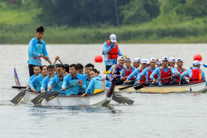TP Hồ Chí Minh để lại nhiều dấu ấn tại Giải Đua thuyền truyền thống Vô địch quốc gia 2025- Ảnh 13. TP Hồ Chí Minh để lại nhiều dấu ấn tại Giải Đua thuyền truyền thống Vô địch quốc gia 2025- Ảnh 13.