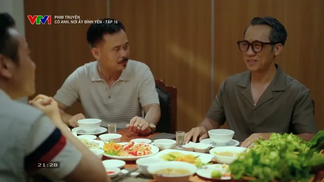 C&oacute; anh, nơi ấy b&igrave;nh y&ecirc;n - Tập 16: Xu&acirc;n l&agrave; người chủ giấu mặt của trại lợn - Ảnh 15.