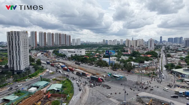 Còn 3 tháng để hoàn thành, nút giao lớn nhất Tp Hồ Chí Minh mới đạt 70% tiến độ- Ảnh 6. Còn 3 tháng để hoàn thành, nút giao lớn nhất Tp Hồ Chí Minh mới đạt 70% tiến độ- Ảnh 6.