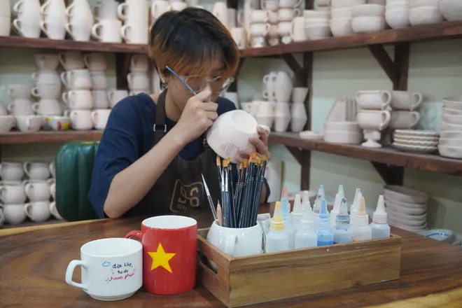 Người trẻ kỷ niệm Quốc khánh bằng sắc màu, mùi hương và sự gắn kết - Ảnh 12.