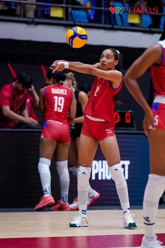 Tuyển thủ bóng chuyền Cuba - Lianet Garcia: Tôi luôn giữ Việt Nam trong tim- Ảnh 4. Tuyển thủ bóng chuyền Cuba - Lianet Garcia: Tôi luôn giữ Việt Nam trong tim- Ảnh 4.