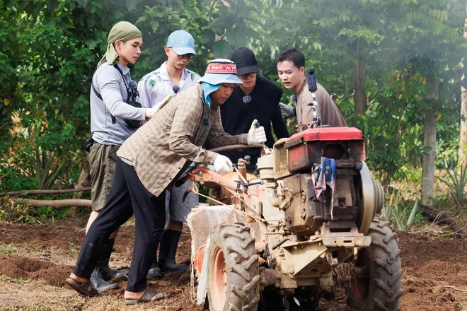 Truyền hình thực tế năm 2025 với hiệu ứng bùng nổ của Gia đình Haha và Chiến sĩ quả cảm - Ảnh 11.