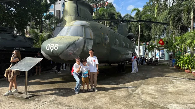 Các điểm vui chơi ở TP Hồ Chí Minh thu hút du khách trong lễ 2/9 - Ảnh 2.