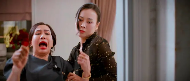 Gió ngang khoảng trời xanh - Tập 12: Con trai bị nhốt ở nhà bạn, Mỹ Anh trừng trị phụ huynh hống hách - Ảnh 8.