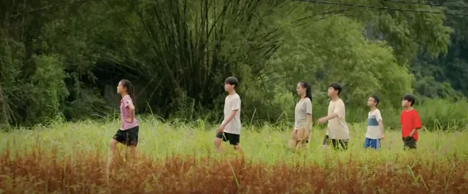 Cách em 1 milimet - Tập 1: Tú và Chiến đọ chiến đấu để giành Đại bản doanh - Ảnh 8.