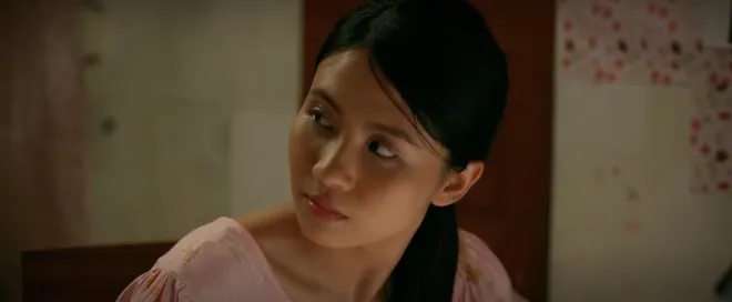 Cách em 1 milimet - Tập 2: Quyên đi câu cá với Tú bị rơi xuống hồ- Ảnh 5. Cách em 1 milimet - Tập 2: Quyên đi câu cá với Tú bị rơi xuống hồ- Ảnh 5.