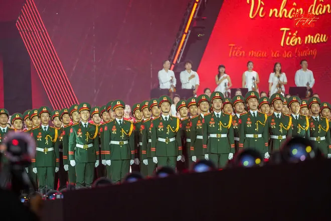 Concert quốc gia 'Tổ quốc trong tim' lên sóng VTV1 - Ảnh 2.