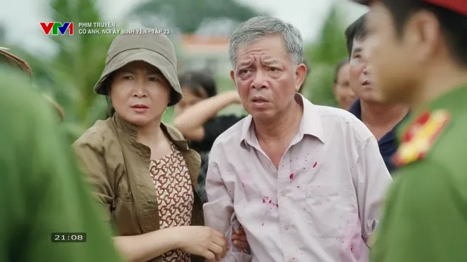 Có anh, nơi ấy bình yên - Tập 23: Hồng Phát mang tiền hối lộ Chủ tịch xã - Ảnh 3.