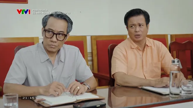 Có anh, nơi ấy bình yên - Tập 23: Hồng Phát mang tiền hối lộ Chủ tịch xã - Ảnh 8.