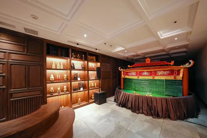 Lát cắt văn hoá Việt trong phố cổ: Múa rối nước gặp gỡ ẩm thực ba miền- Ảnh 1. Lát cắt văn hoá Việt trong phố cổ: Múa rối nước gặp gỡ ẩm thực ba miền- Ảnh 1.