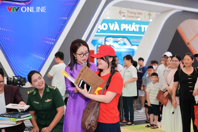 Trải nghiệm văn hóa đọc cùng VTV: Lan tỏa tình yêu sách - Ảnh 2.