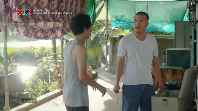 Có anh, nơi ấy bình yên - Tập 28: Hồng Phát bị Bằng nắm thóp - Ảnh 13.