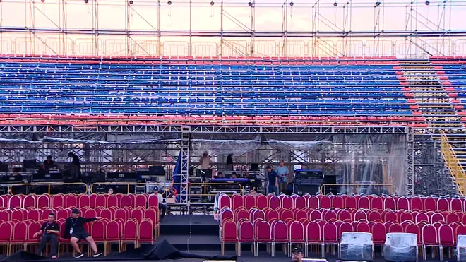 Rhyder đội nắng gắt tập luyện cho V Fest - Vietnam Today - Ảnh 10.