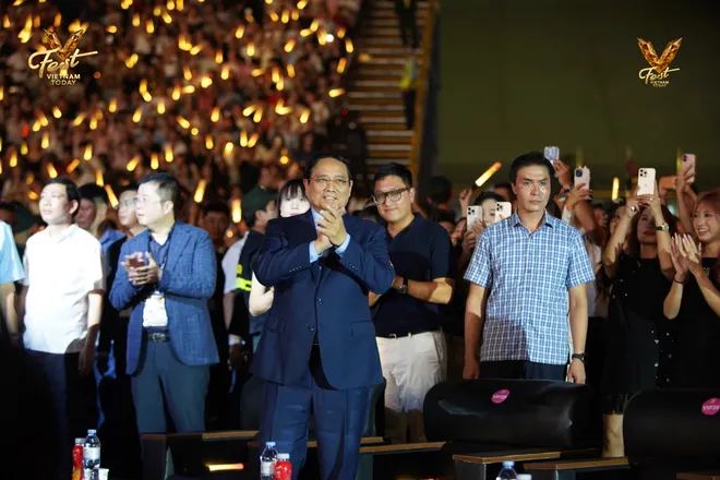 Thủ tướng Phạm Minh Chính tới dự Đại nhạc hội “V Fest - Vietnam Today” - Ảnh 4.