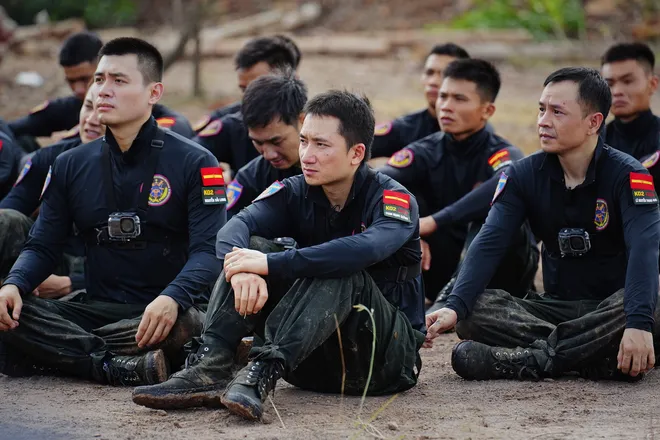 Top 5 nh&acirc;n vật g&acirc;y bất ngờ trong truyền h&igrave;nh thực tế - Ảnh 13.