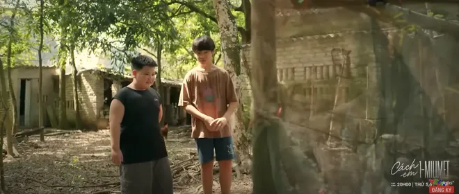 C&aacute;ch em 1 milimet - Tập 7: Chiến đo rủ Bi&ecirc;n xử l&yacute; cả chuồng g&agrave; để lấy l&ocirc;ng mang b&aacute;n  - Ảnh 1.