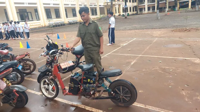 Đồng Nai: Ra quân kiểm tra, chấn chỉnh tình trạng “độ, chế” xe- Ảnh 8. Đồng Nai: Ra quân kiểm tra, chấn chỉnh tình trạng “độ, chế” xe- Ảnh 8.
