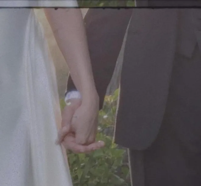 Selea Gomez rạng ngời trong ng&agrave;y cưới- Ảnh 9.