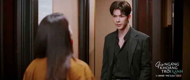Gió ngang khoảng trời xanh - Tập 22: Ngân khước từ 'tổng tài' sau nụ hôn dưới mưa- Ảnh 7. Gió ngang khoảng trời xanh - Tập 22: Ngân khước từ 'tổng tài' sau nụ hôn dưới mưa- Ảnh 7.