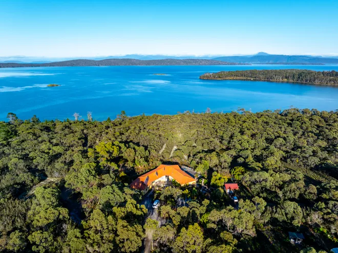 Bruny Island: Hành trình khám phá thiên nhiên hoang sơ và cực quang kỳ ảo - Ảnh 10.