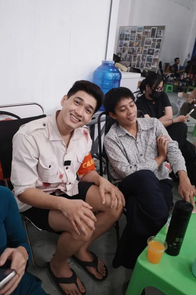 Thanh Sơn chia sẻ loạt ảnh hậu trường "Tử chiến trên không" - Ảnh 12.