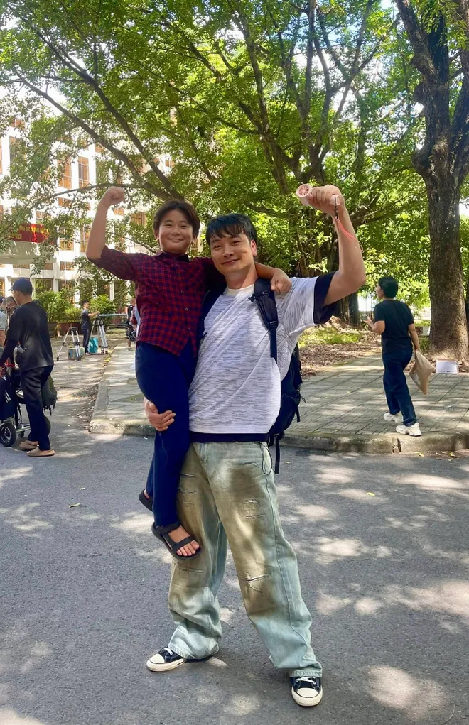 Cách em 1 milimet: Lộ diện dàn diễn viên khi trưởng thành toàn 'cực phẩm'- Ảnh 9. Cách em 1 milimet: Lộ diện dàn diễn viên khi trưởng thành toàn 'cực phẩm'- Ảnh 9.