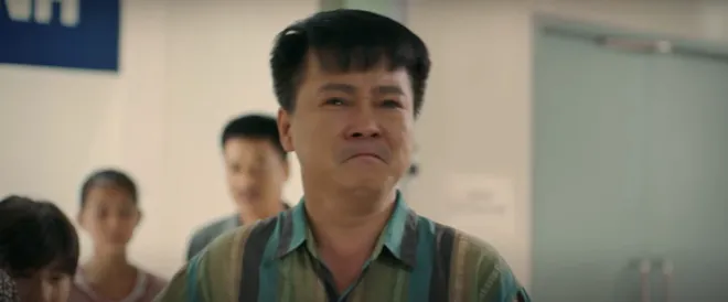 Cách em 1 milimet - Tập 9: Bị Hoàng cận doạ ma, Quyên qua đời vì đau tim- Ảnh 25. Cách em 1 milimet - Tập 9: Bị Hoàng cận doạ ma, Quyên qua đời vì đau tim- Ảnh 25.