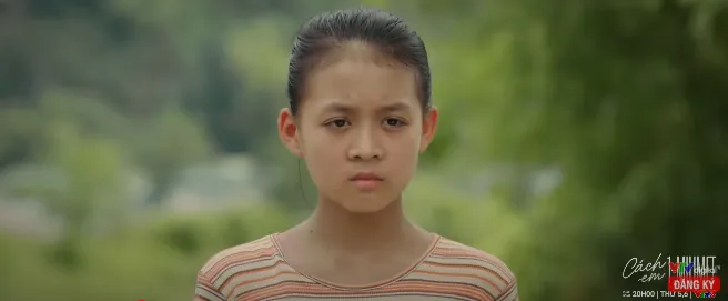 Cách em 1 milimet - Tập 10: Tú bị cả làng đồn là người hại chết Quyên- Ảnh 9. Cách em 1 milimet - Tập 10: Tú bị cả làng đồn là người hại chết Quyên- Ảnh 9.