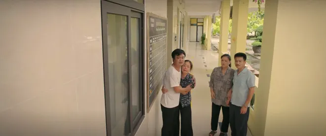Cách em 1 milimet: Bách gặp tai nạn nghiêm trọng, quên hết những người thân yêu- Ảnh 9. Cách em 1 milimet: Bách gặp tai nạn nghiêm trọng, quên hết những người thân yêu- Ảnh 9.
