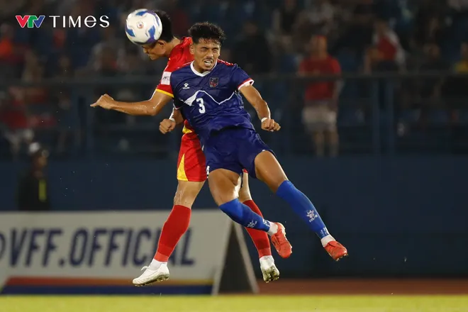Vượt "ải thể lực" Nepal, ĐT Việt Nam nuôi tham vọng dự Asian Cup 2027- Ảnh 13. Vượt "ải thể lực" Nepal, ĐT Việt Nam nuôi tham vọng dự Asian Cup 2027- Ảnh 13.