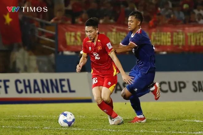 Vượt "ải thể lực" Nepal, ĐT Việt Nam nuôi tham vọng dự Asian Cup 2027- Ảnh 6. Vượt "ải thể lực" Nepal, ĐT Việt Nam nuôi tham vọng dự Asian Cup 2027- Ảnh 6.