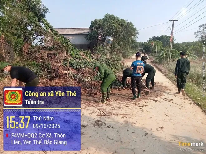 Bắc Ninh: Xuyên đêm gia cố đê Đại Hà, bảo vệ Khu công nghiệp Quang Châu - Ảnh 3.