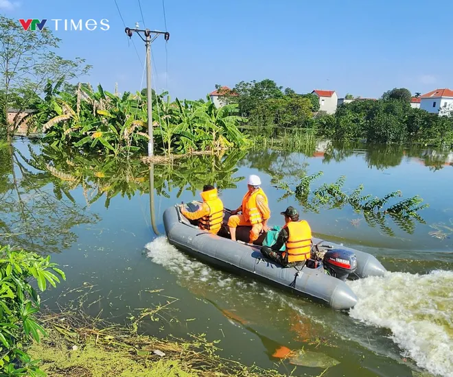 Bắc Ninh: Khẩn trương khôi phục lưới điện sau mưa lũ - Ảnh 6.