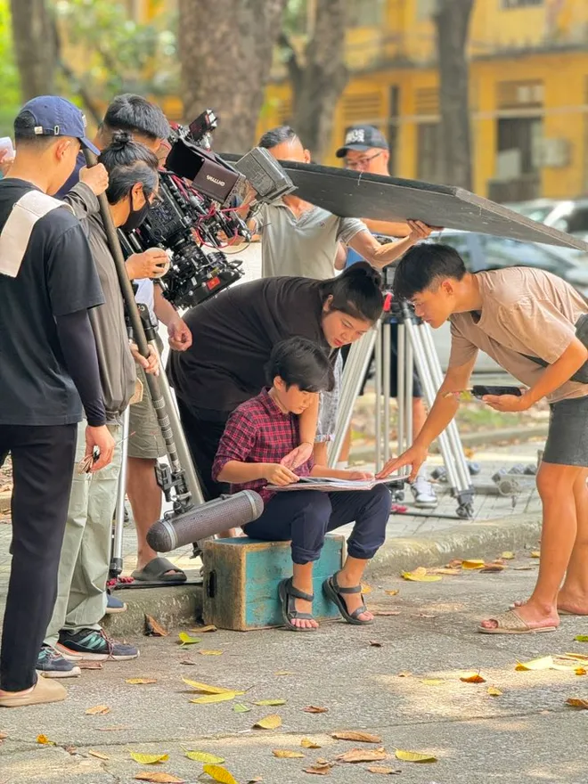 Cách em 1 milimet: Nhiều khoảnh khắc thơ ấu đáng nhớ ở "đại bản doanh" làng Mây - Ảnh 21.