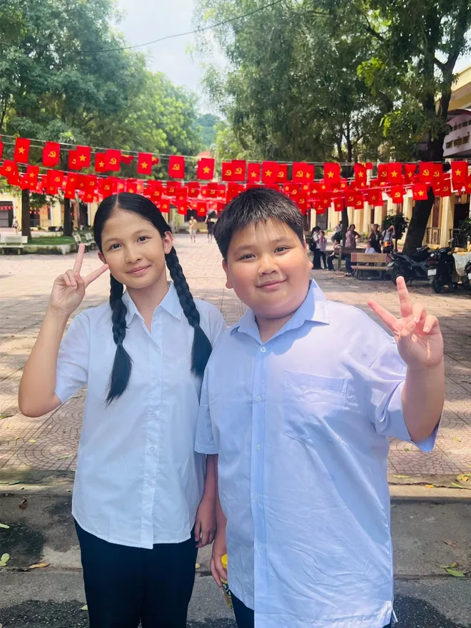 Cách em 1 milimet: Nhiều khoảnh khắc thơ ấu đáng nhớ ở "đại bản doanh" làng Mây - Ảnh 28.