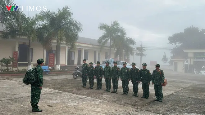 Hành quân về Là Si - Ảnh 1.