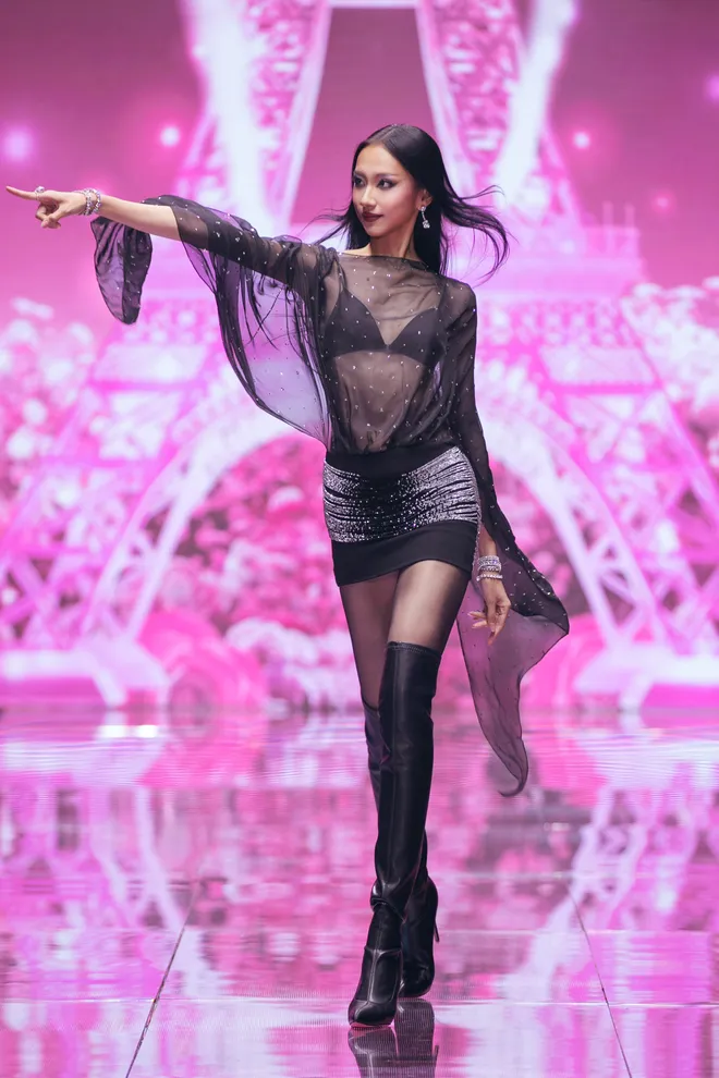 Hồi kết nhiều cảm xúc cho chặng đường mùa 9 của Vietnam's Next Top Model- Ảnh 7. Hồi kết nhiều cảm xúc cho chặng đường mùa 9 của Vietnam's Next Top Model- Ảnh 7.