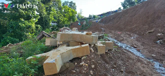 Công trình kè 50 tỉ ở Lào Cai: Chậm tiến độ, dân thấp thỏm đợi chờ - Ảnh 10.