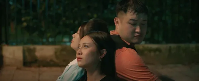 Cách em 1 milimet - Tập 13: Chiến đo khuyên Tú buông bỏ Bách - Ảnh 11.