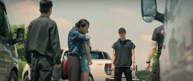 C&aacute;ch em 1 milimet - Tập 14: - Ảnh 16.