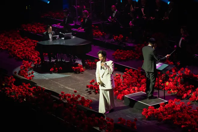 Choáng ngợp với Sketch A Rose của Hà Anh Tuấn tại Dolby Theater - Ảnh 4.