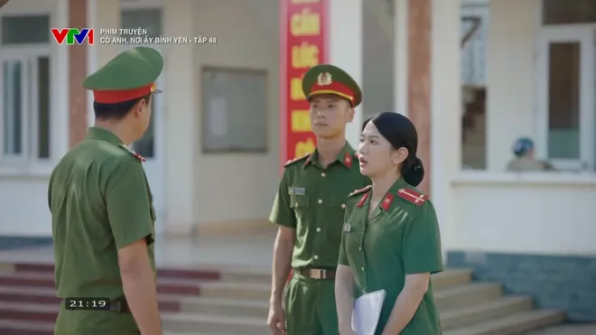 Có anh, nơi ấy bình yên - Tập 48: Chủ tịch Thứ bị đột quỵ - Ảnh 4.