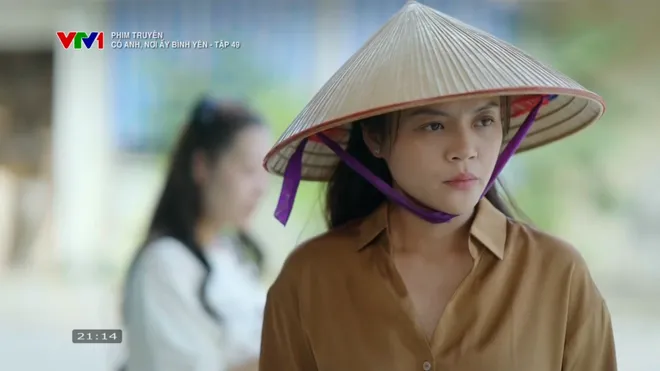 Có anh, nơi ấy bình yên - Tập 49: Bà Mừng thay đổi 180 độ cho phép Chí cưới Vy - Ảnh 8.