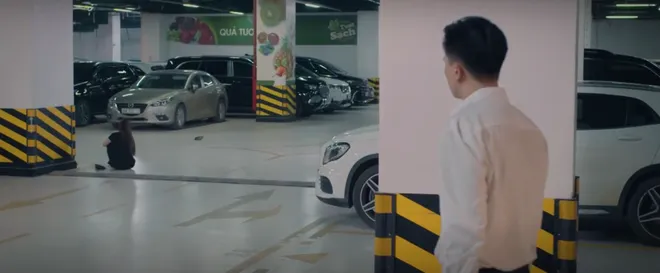 Cách em 1 milimet - Tập 16: Ngân tủi thân và tự ái khi Viễn coi thường chồng mình - Ảnh 32.