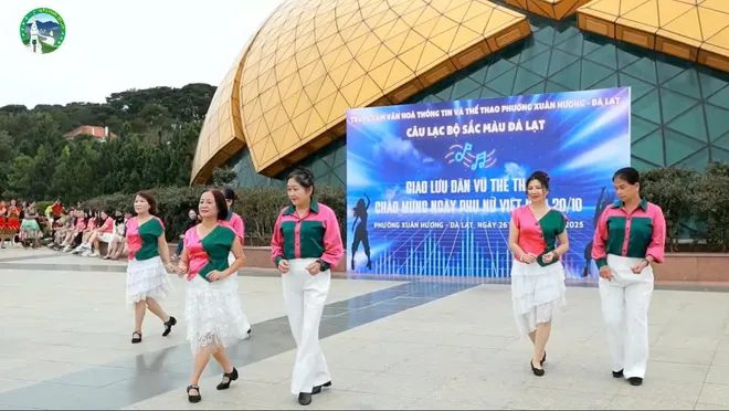 Lâm Đồng: Hơn 300 vũ công hội tụ tại Liên hoan Dân vũ thể thao 2025 - Ảnh 7.