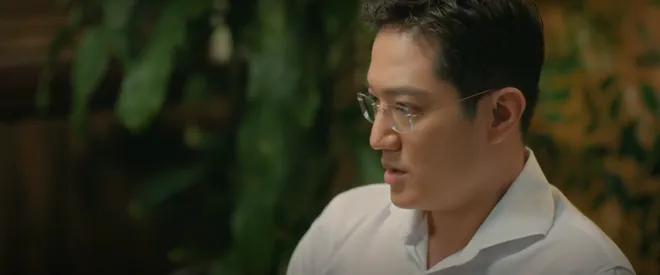 Cách em 1 milimet - Tập 18: Nghiêm cưỡng bức Nga trong phòng riêng, bị Đức đánh vỡ mặt tiền - Ảnh 9.